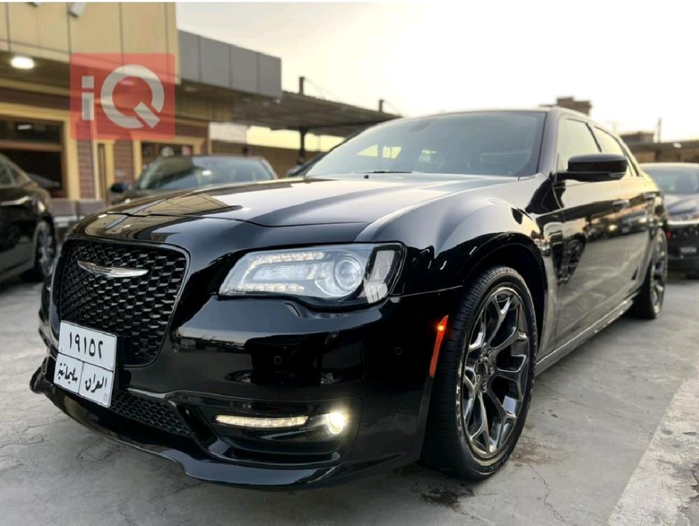 كرايسلر 300